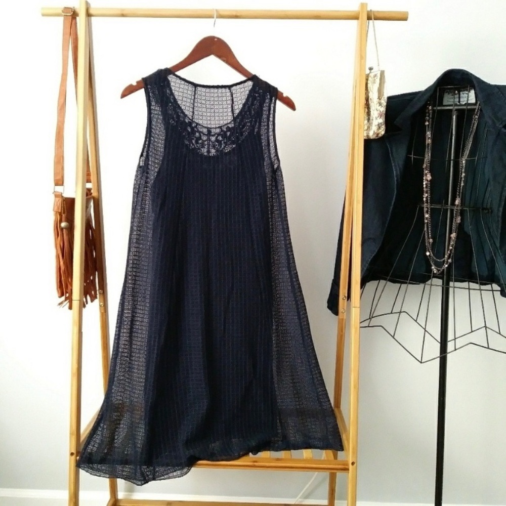 NWT Spense Navy Sleeveless Shift Dress
